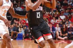 竞技宝-哈登连续十二场比赛得分超过关键助攻，老鹰挑战极限！的简单介绍